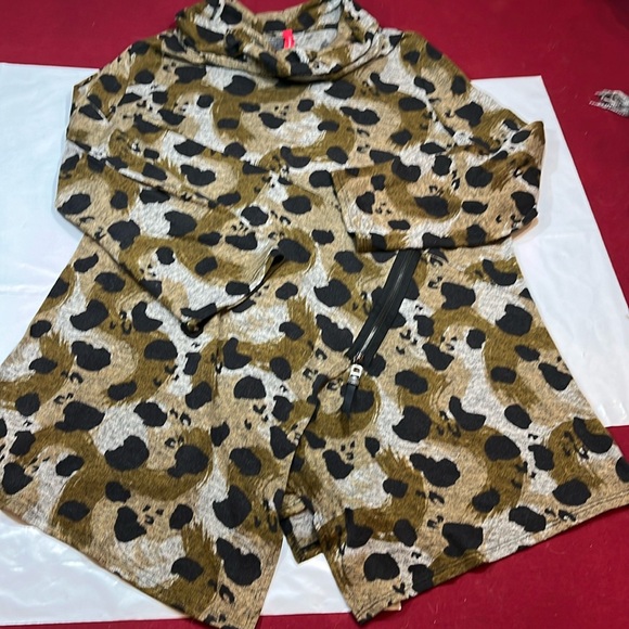 IC Connie K 1X COWL neck KNIT SWEATER olive Gray Black SPOTS Asymmetrical Hem 1X - Picture 7 of 16